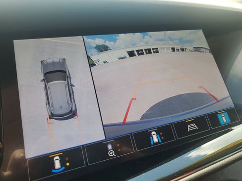 Certified 2022 Buick Envision Avenir w/ Technology Package II image 23