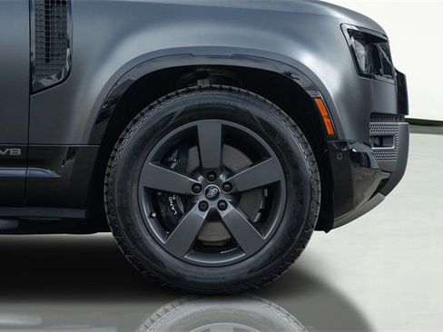 Used 2024 Land Rover Defender 90 Carpathian Edition image 53