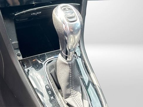 Used 2019 Buick Encore Essence image 35