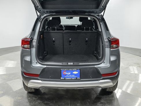 Used 2024 Chevrolet TrailBlazer LT w/ LT Cold Weather Package FWD image 6