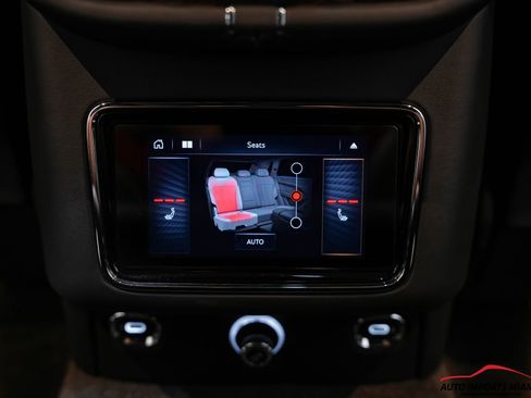 Used 2021 Bentley Bentayga image 66