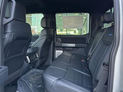 New 2026 Ford F250 Platinum w/ FX4 Off-Road Package image 13