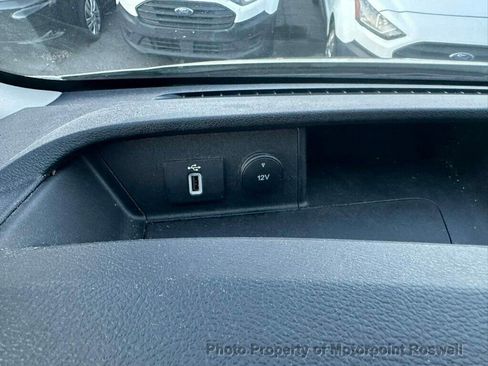 Used 2021 Ford Transit 250 Medium Roof image 17