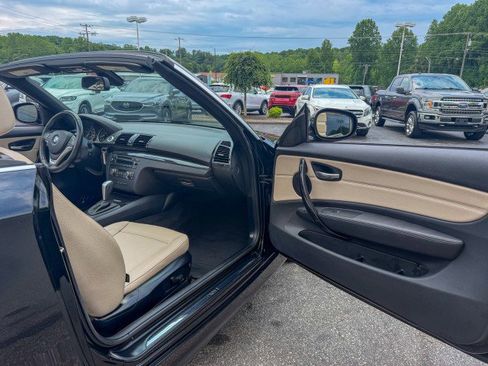 Used 2013 BMW 128i Convertible RWD image 18