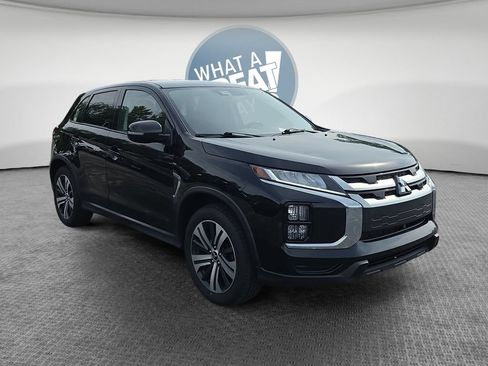 Used 2020 Mitsubishi Outlander Sport SE AWD/4WD image 1