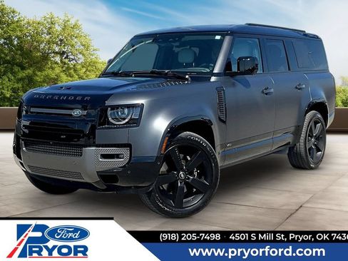 Used 2025 Land Rover Defender 130 V8 AWD/4WD image 1