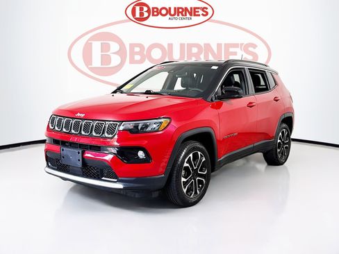 Used 2023 Jeep Compass Limited AWD/4WD image 5