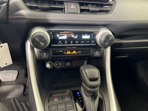 Used 2024 Toyota RAV4 LE image 20