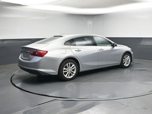 Used 2018 Chevrolet Malibu LT image 5