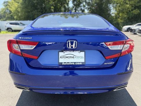 Used 2018 Honda Accord Sport image 4