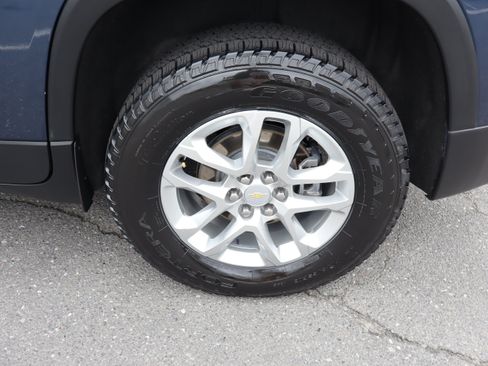 Used 2023 Chevrolet Traverse LS w/ Safety Package AWD/4WD image 42