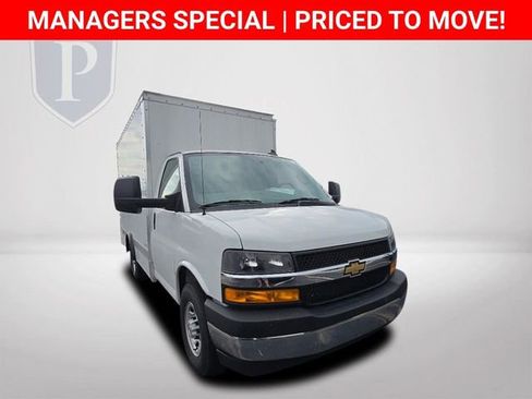 New 2024 Chevrolet Express 3500 w/ Power Convenience Package RWD image 15