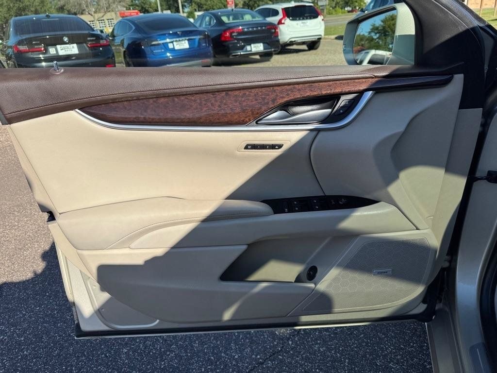 Used 2016 Cadillac XTS Luxury w/ Driver Awareness Package FWD image 16