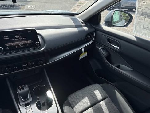 New 2026 Nissan Rogue SV AWD/4WD image 19