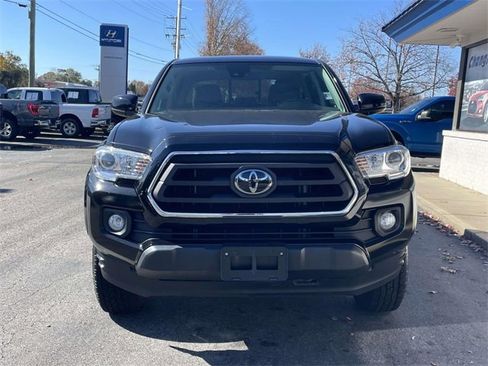 Used 2022 Toyota Tacoma SR5 image 2