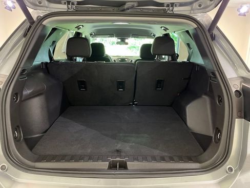 Used 2024 Chevrolet Equinox LT AWD/4WD image 13
