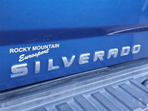 Used 2018 Chevrolet Silverado 2500 LTZ w/ Duramax Plus Package image 16