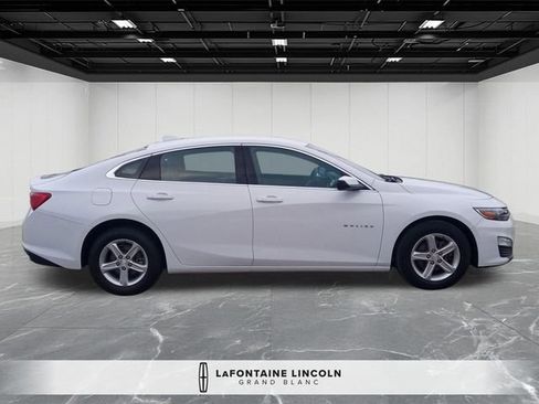 Used 2023 Chevrolet Malibu LT image 4