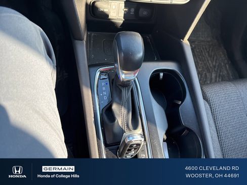 Used 2020 Hyundai Santa Fe SEL w/ Convenience Package image 24