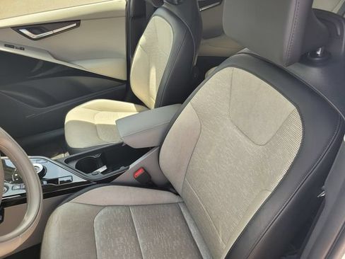 Used 2023 Kia Niro Wave FWD image 11