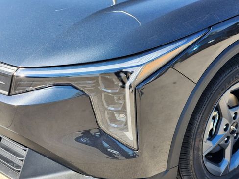 New 2025 Kia K4 LXS image 6