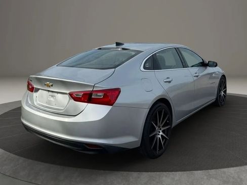 Used 2019 Chevrolet Malibu LS FWD image 3