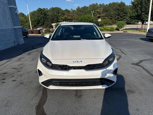 Used 2024 Kia Forte LXS w/ LXS Technology Package FWD image 2