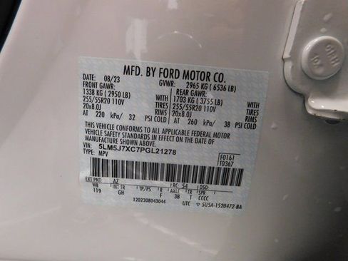 Used 2023 Lincoln Aviator Reserve image 52