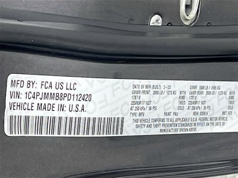 Used 2023 Jeep Cherokee Altitude Lux image 31