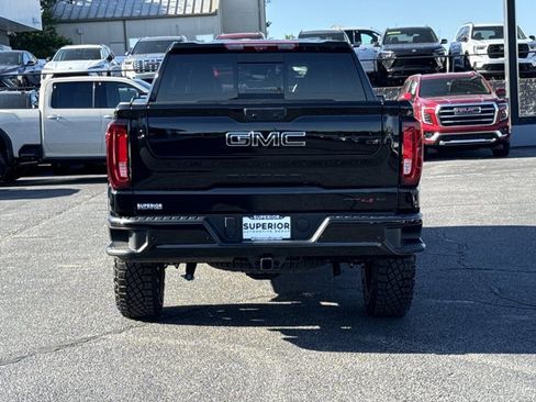 New 2026 GMC Sierra 1500 AT4X w/ LPO, Black Badging Package AWD/4WD image 4