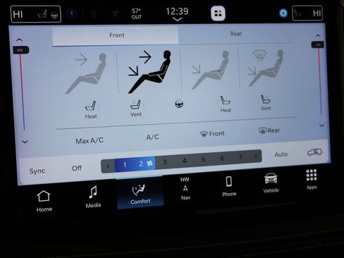 Used 2024 Chrysler Pacifica Limited FWD image 52