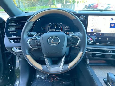 Certified 2025 Lexus RX 350 Premium Plus image 13