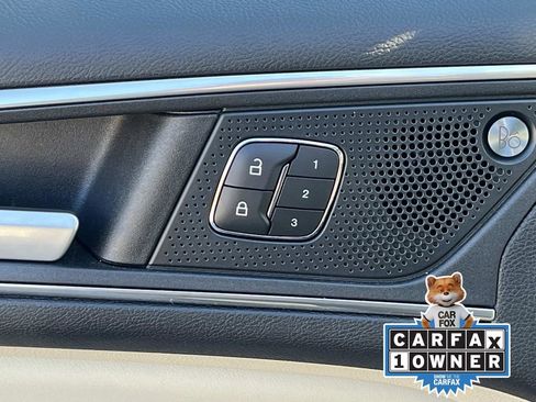 Used 2022 Ford Edge Titanium w/ Equipment Group 301A image 28