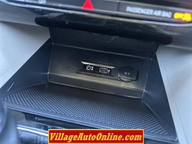 Used 2018 Volkswagen Atlas SEL AWD/4WD image 23