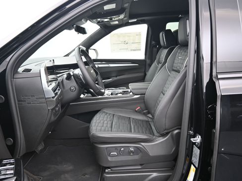 New 2026 Cadillac Escalade V w/ LPO, Floor Liner Package AWD/4WD image 11