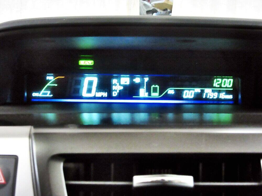 Used 2017 Toyota Prius V Two FWD image 16
