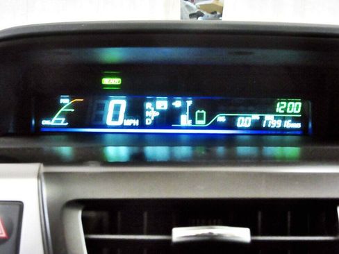 Used 2017 Toyota Prius V Two FWD image 16