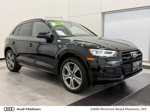 Used 2019 Audi Q5 Prestige w/ Prestige Package AWD/4WD image 1