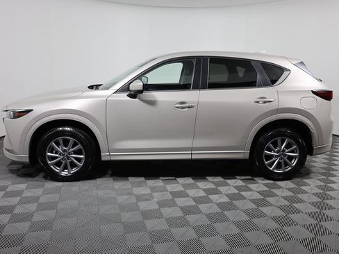 Used 2024 MAZDA CX-5 AWD 2.5 S w/ Select Package image 8