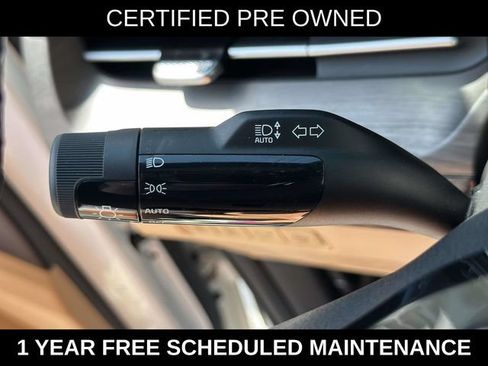 Used 2024 Kia Carnival EX FWD image 26