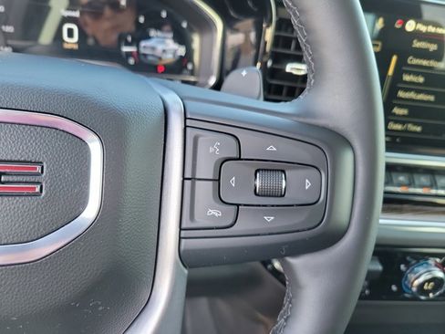 Used 2024 GMC Sierra 1500 Elevation image 25