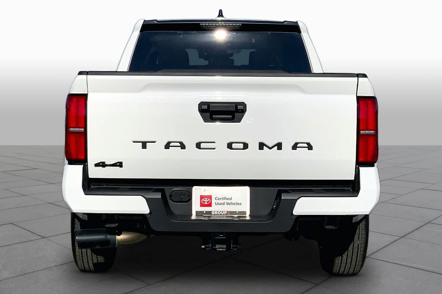 Certified 2026 Toyota Tacoma SR5 AWD/4WD image 5