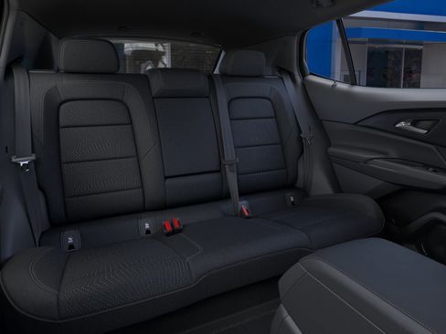 New 2026 Chevrolet Equinox EV LT w/ Comfort Package AWD/4WD image 17