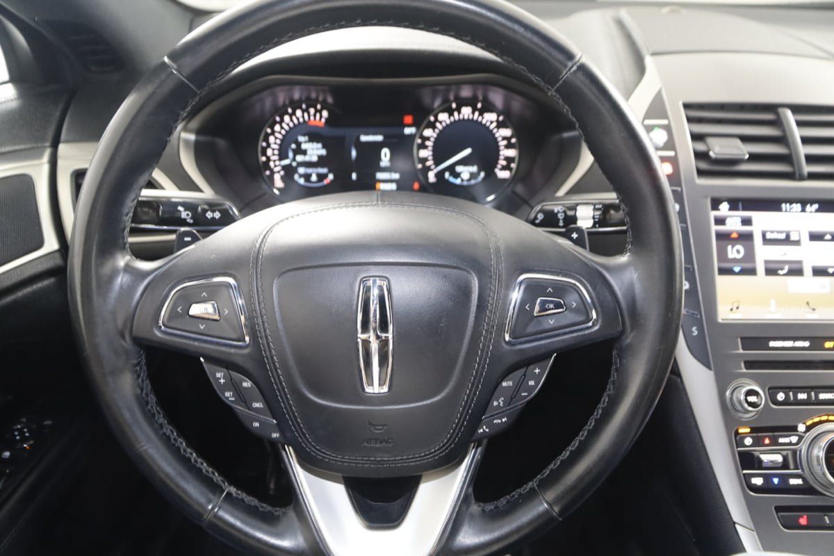 Used 2017 Lincoln MKZ Premiere FWD image 29