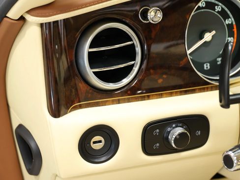 Used 2014 Bentley Flying Spur W12 AWD/4WD image 23