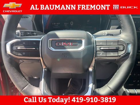 Used 2025 GMC Terrain Elevation AWD/4WD image 13