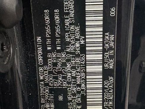 Used 2015 Lexus GX 460 w/ Premium Package AWD/4WD image 34