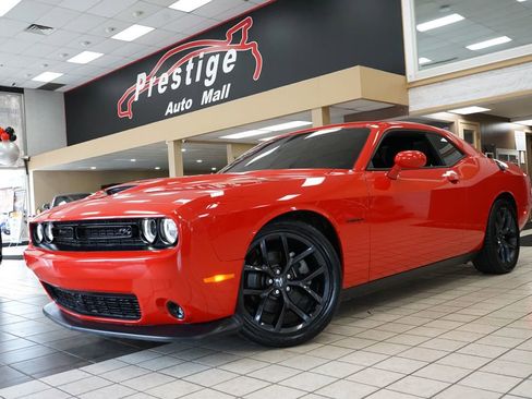 Used 2021 Dodge Challenger R/T w/ Blacktop Package RWD image 20