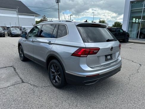 Certified 2023 Volkswagen Tiguan SE w/ Panoramic Sunroof Package AWD/4WD image 6