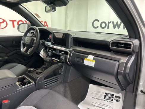 Used 2025 Toyota 4Runner TRD Off-Road image 10